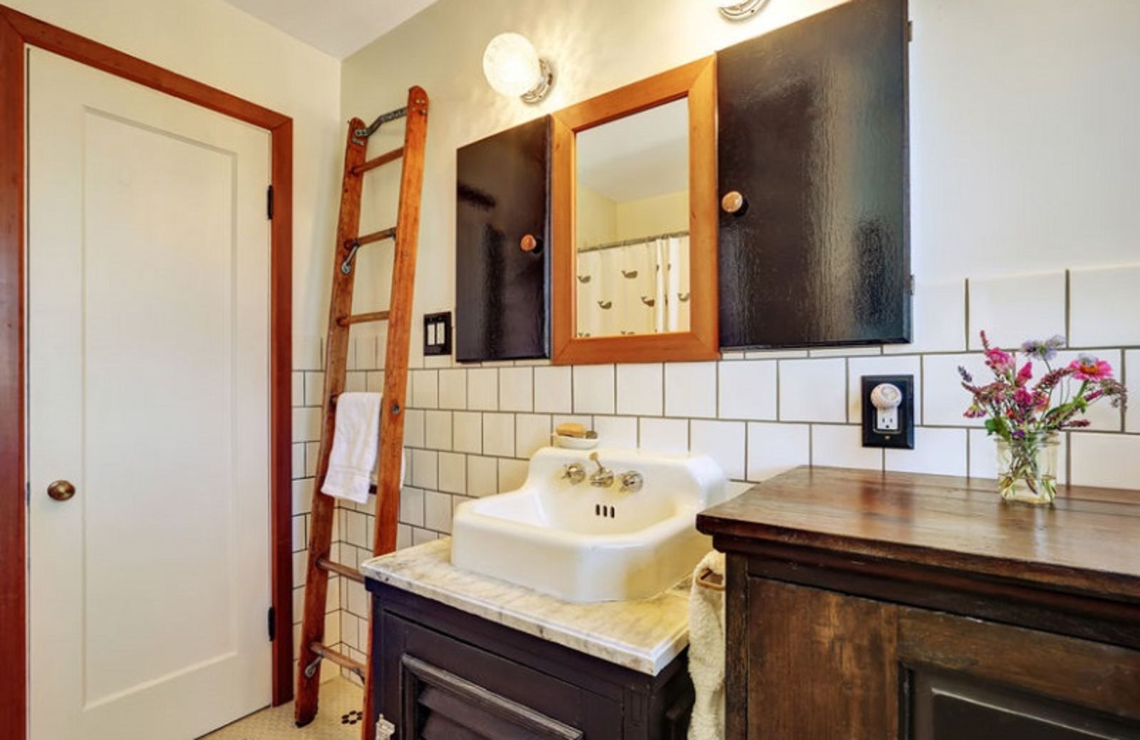 Bagno vintage: 5 accessori per il vostro angolo retrò