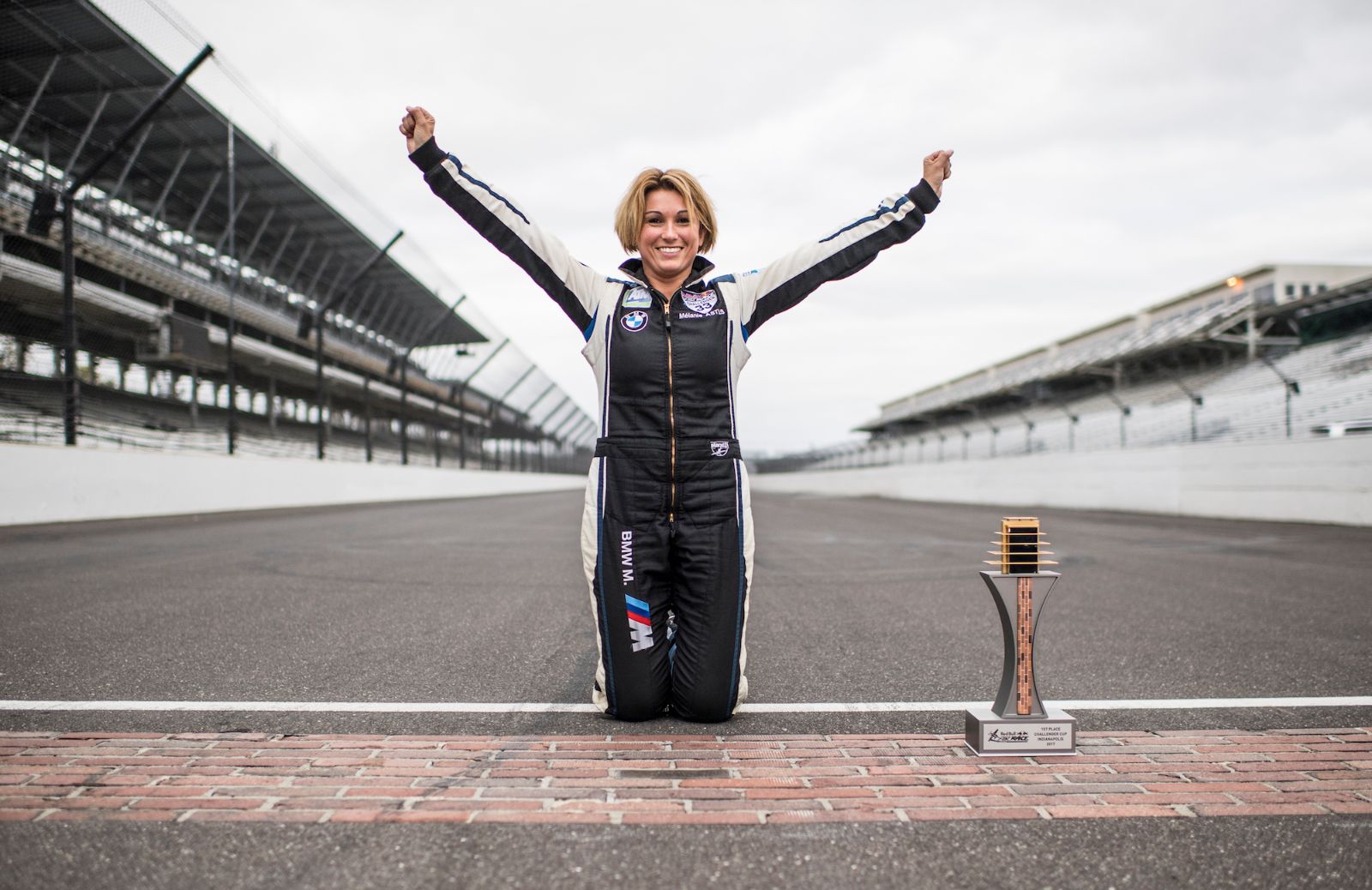 Tutto su Mélanie Astles, la prima donna a competere nella Red Bull Air Race 