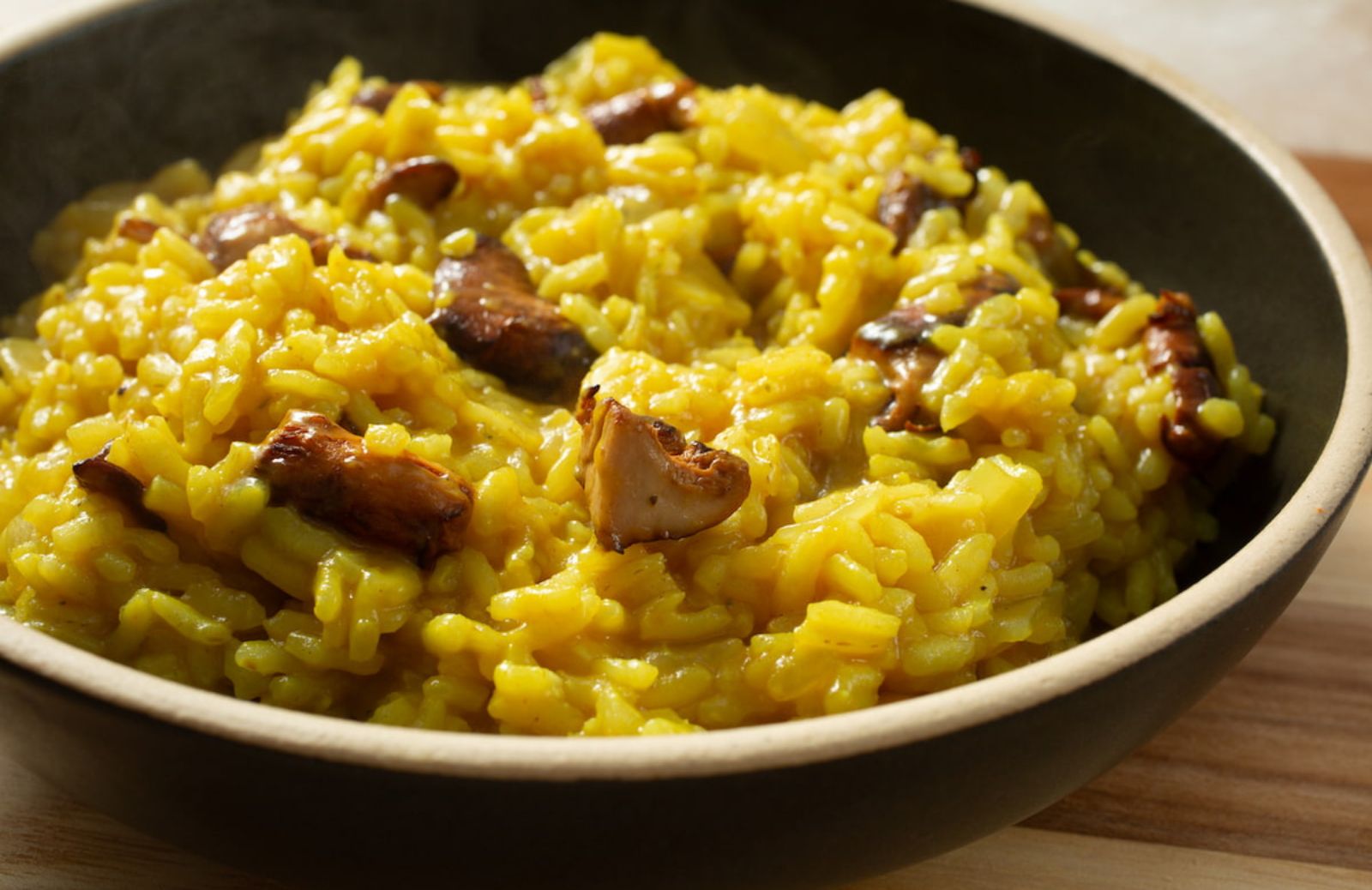 Risotto zafferano e...: 5 gustose varianti da provare