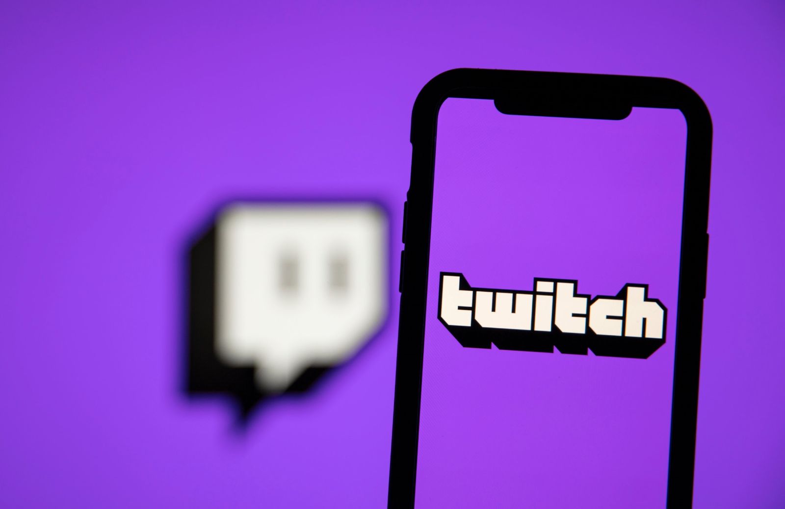 5 profili strani che fanno (tanti!) soldi su Twitch