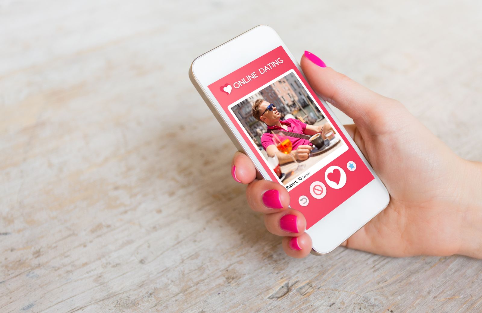 Cos'è Swipe Night, la nuova serie interattiva di Tinder 