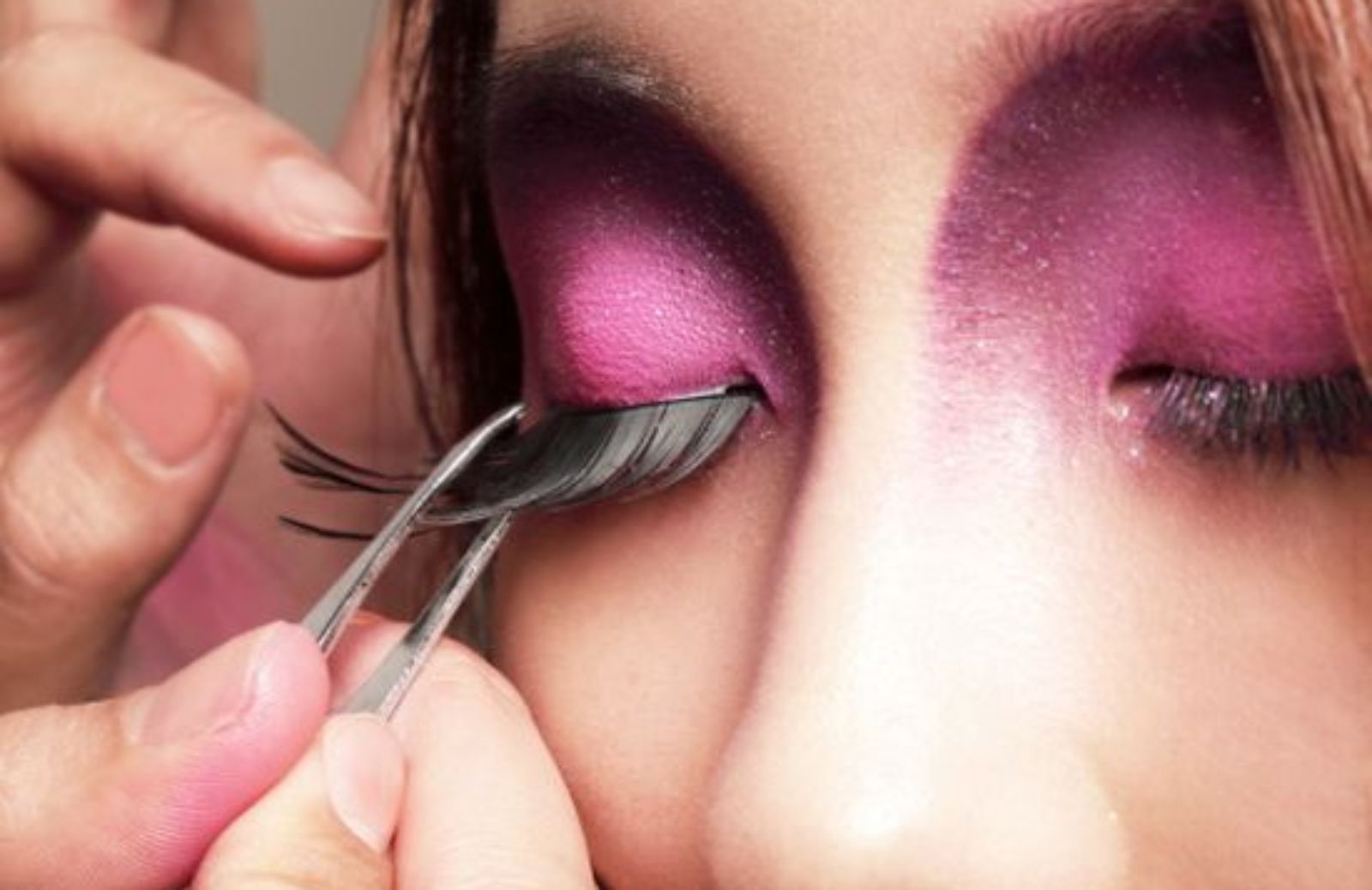 4 idee make up per truccare gli occhi a Capodanno