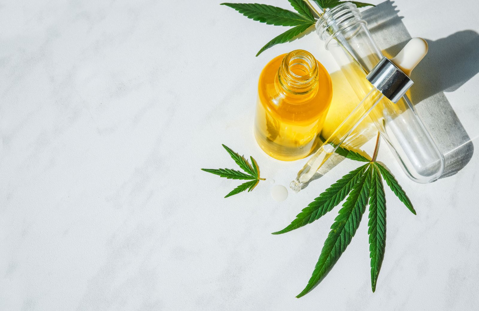 Prodotti beauty a base di cannabis: 5 motivi per usarli