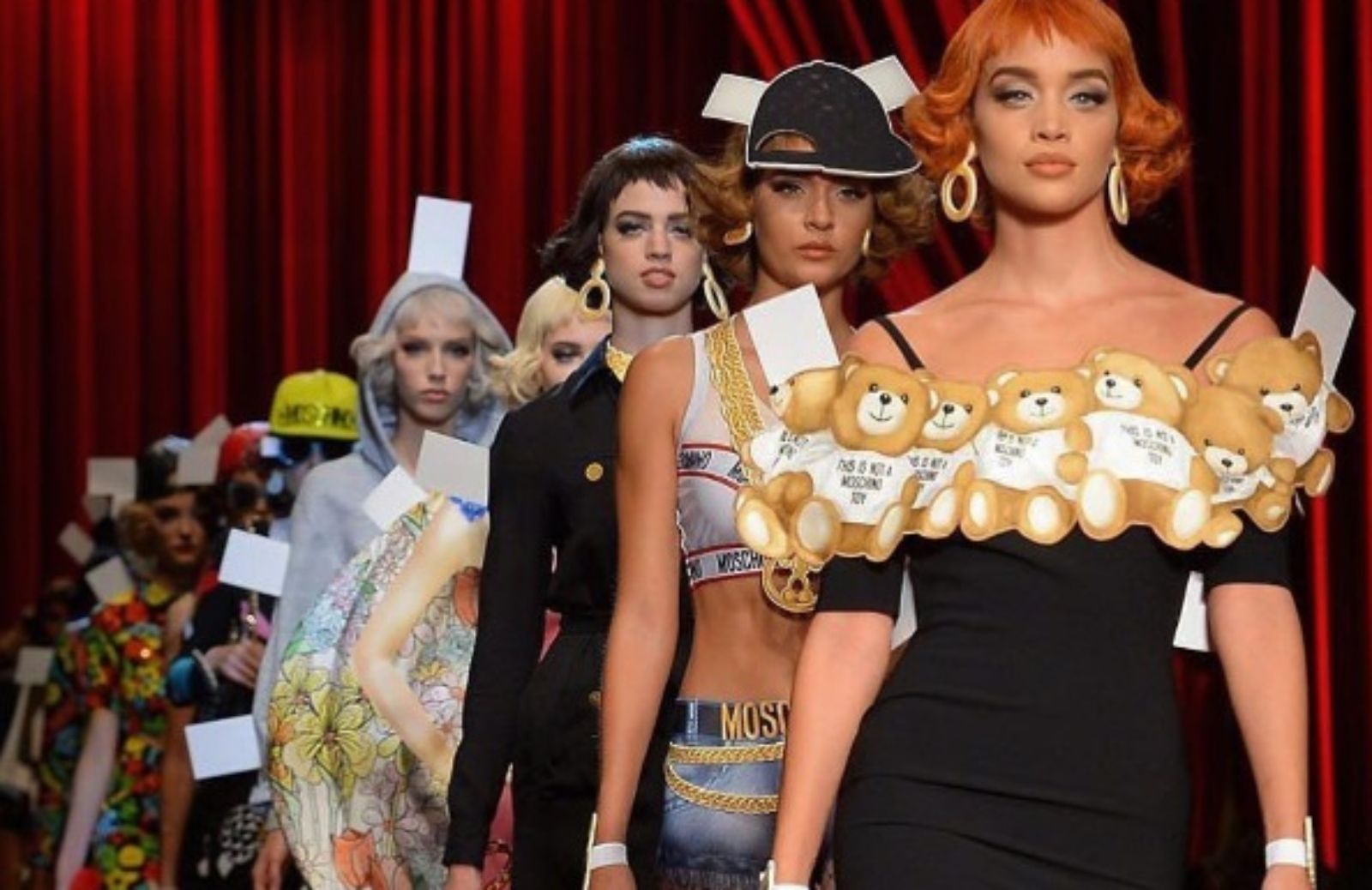 Da Fendi a Moschino: il racconto del secondo giorno della Milano Fashion Week