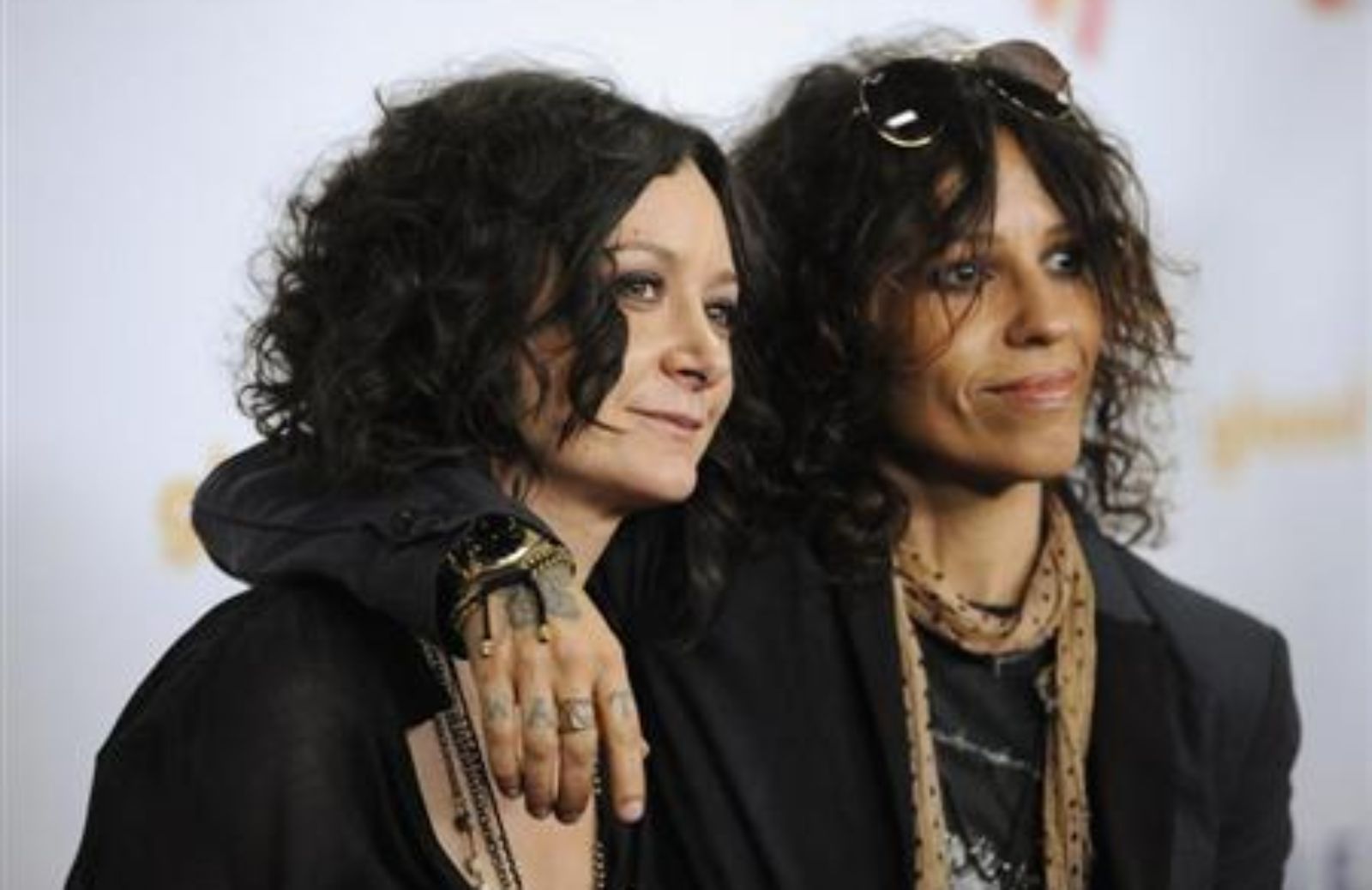 Sara Gilbert ha sposato la rocker Linda Perry: è ufficiale