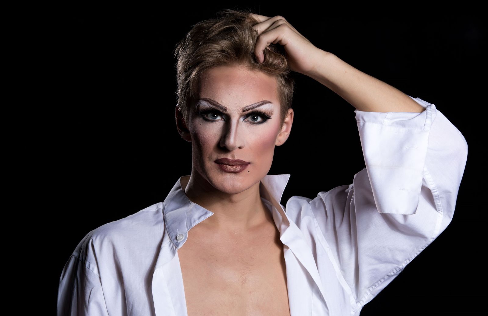 Come truccarsi da Drag Queen: la guida completa 