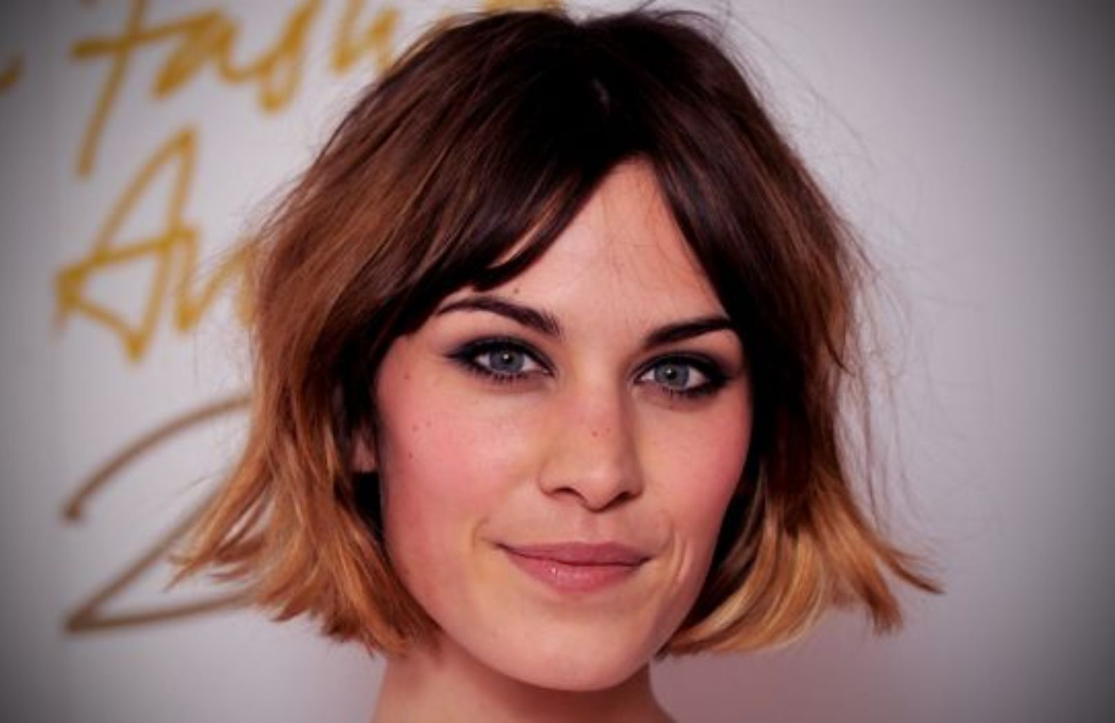 Come copiare il look di Alexa Chung