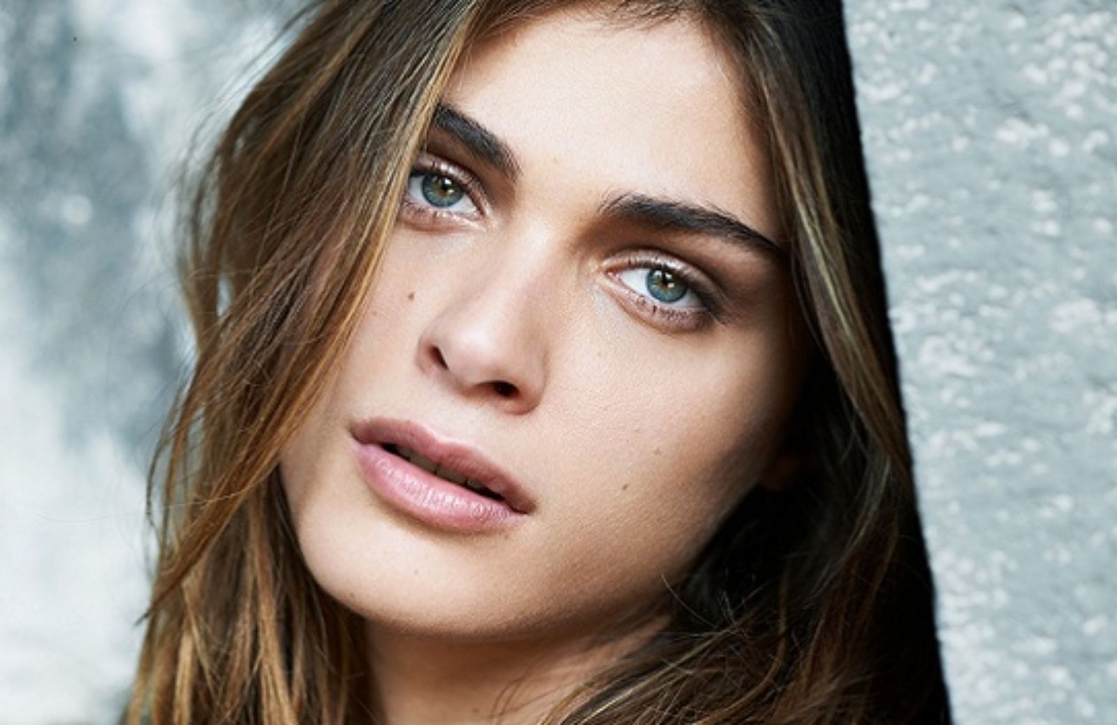 Mostra del cinema di Venezia 2015: la madrina è Elisa Sednaoui