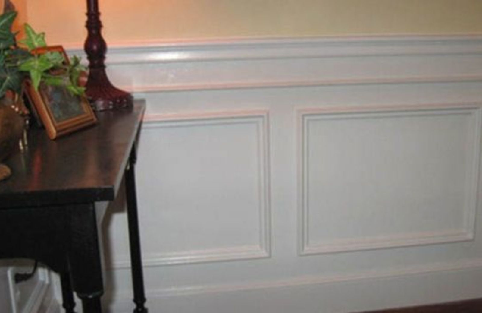Come applicare zoccoli decorati e appendiquadri