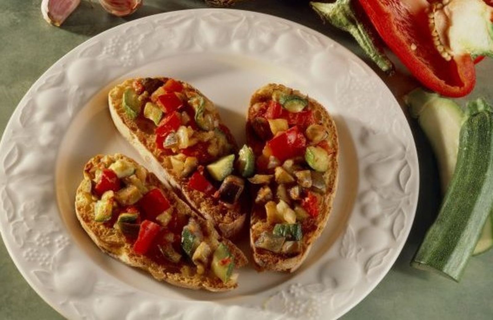 Bruschetta rustica: la ricetta di un saporito antipasto vegano