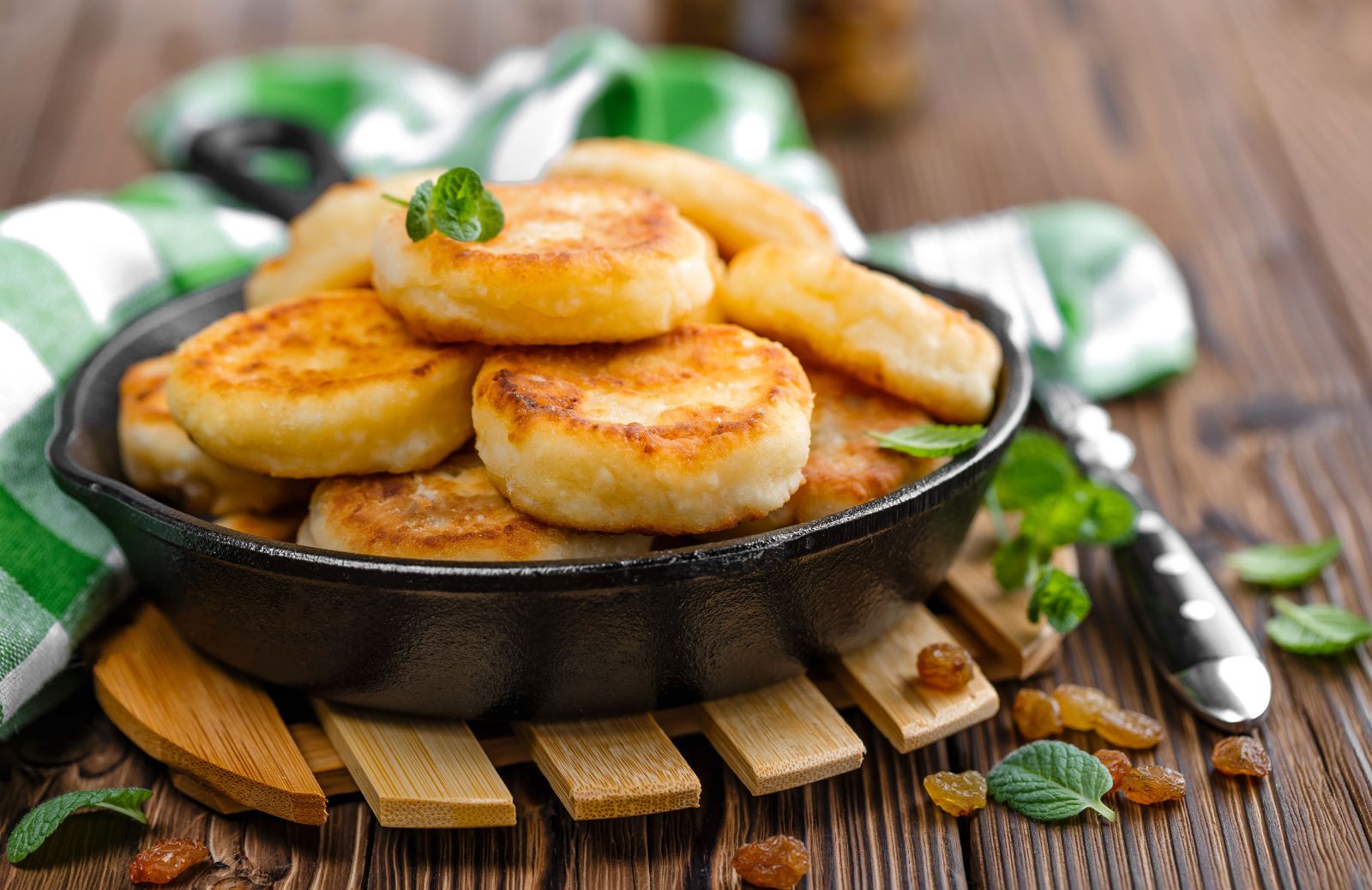 Ricette di Carnevale salate, le frittelle di ricotta