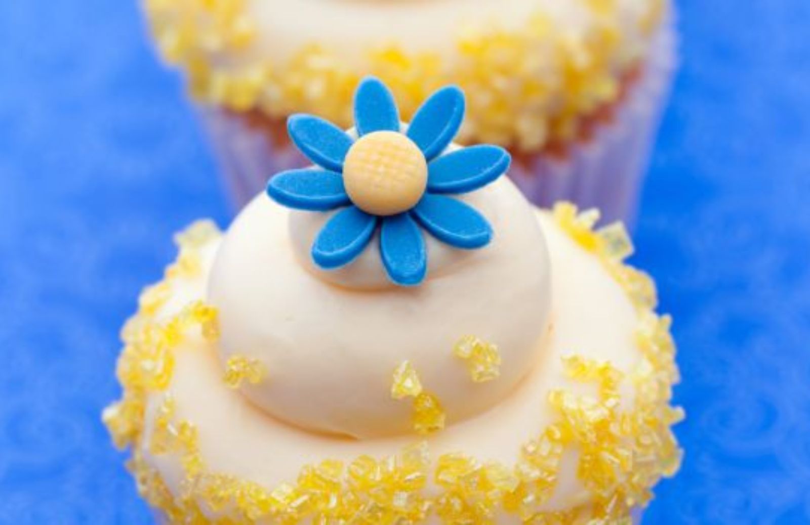 Come fare dei cupcakes mimosa per la festa della donna