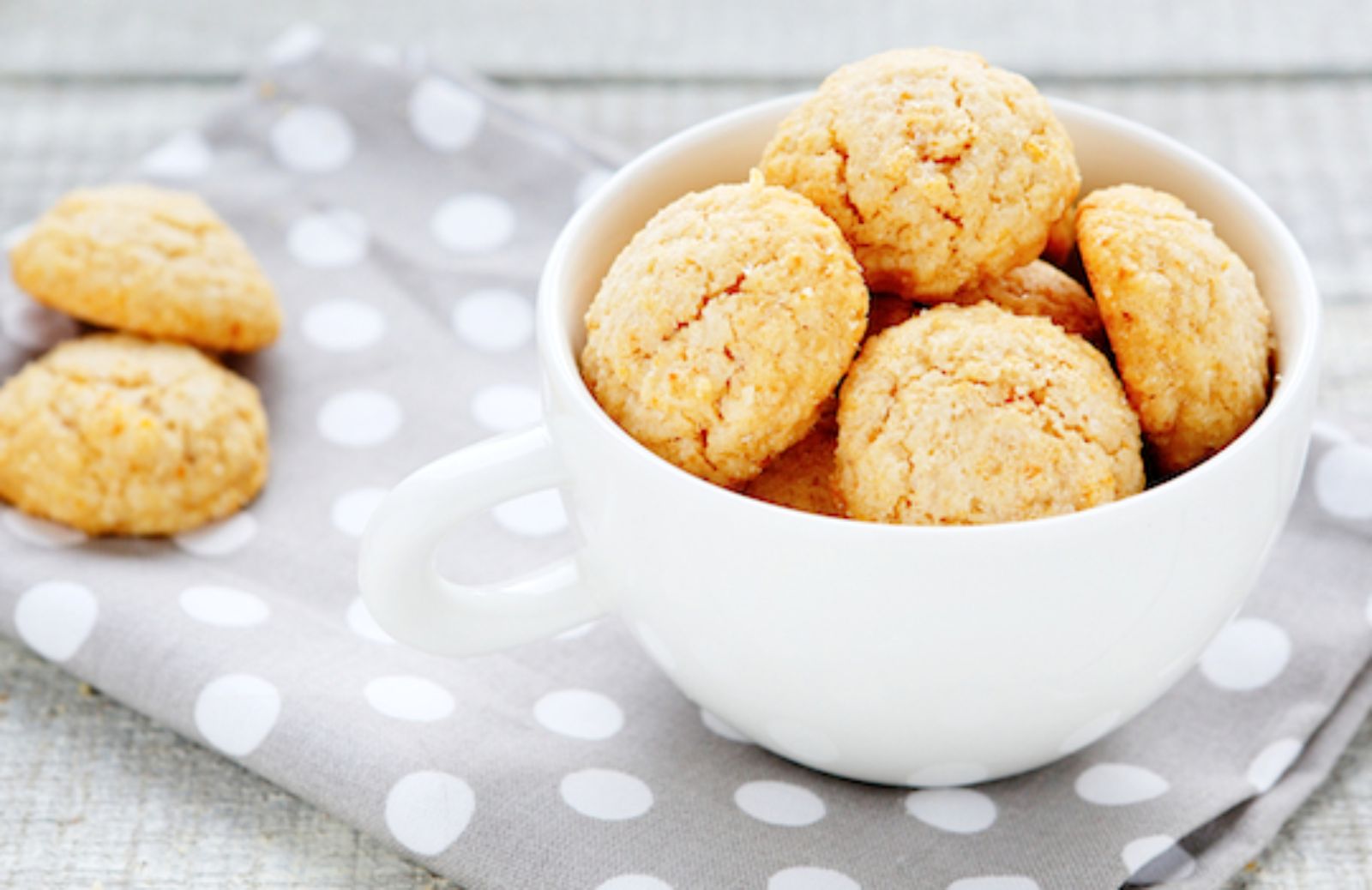 Come fare i biscotti di mandorle e ceci