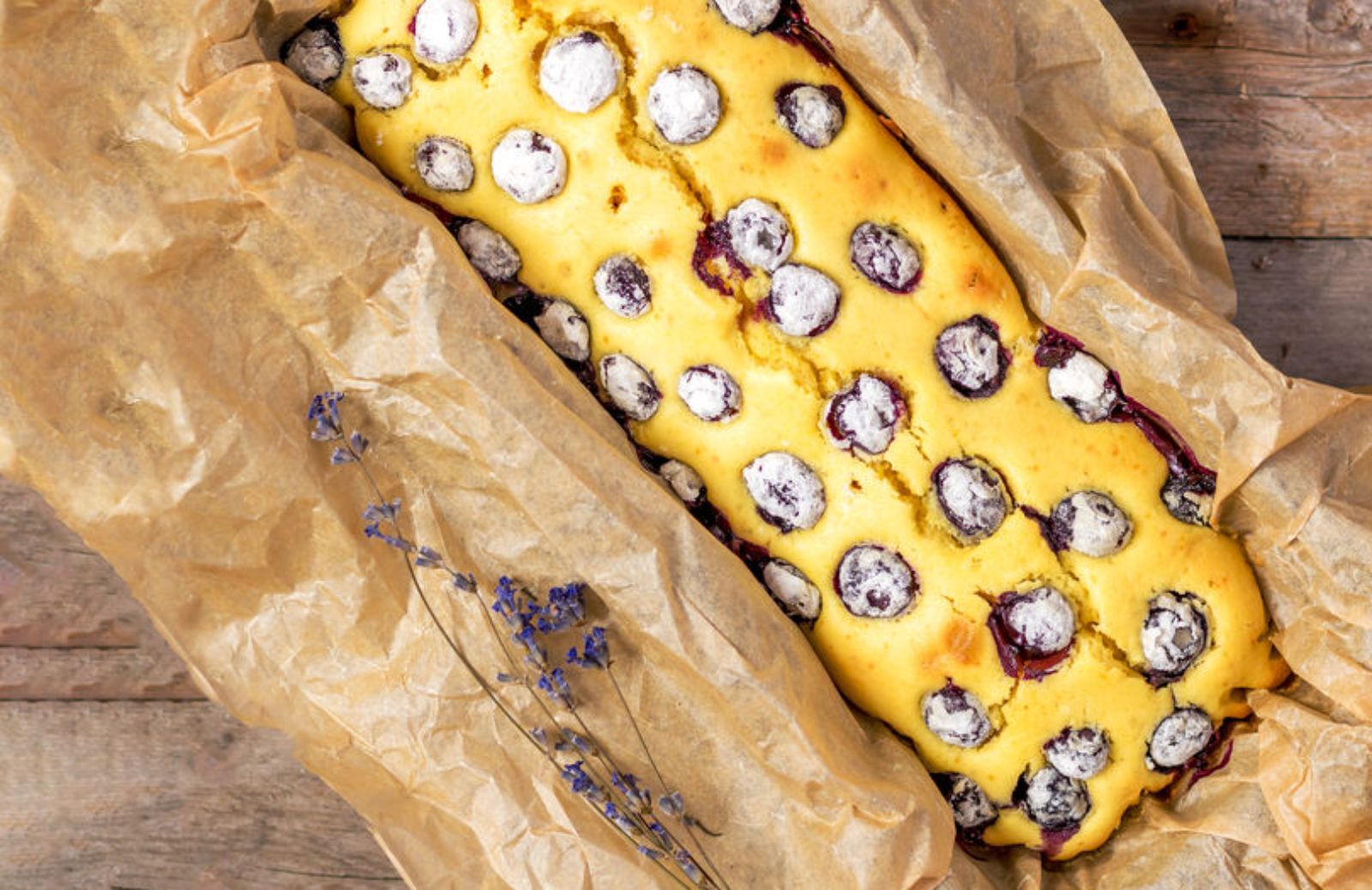 Plumcake con uva fresca, la ricetta per la colazione