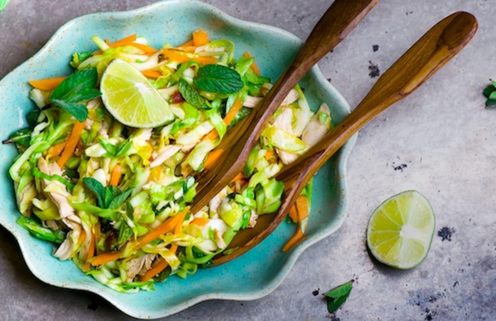 Come fare un'insalata di pollo thai