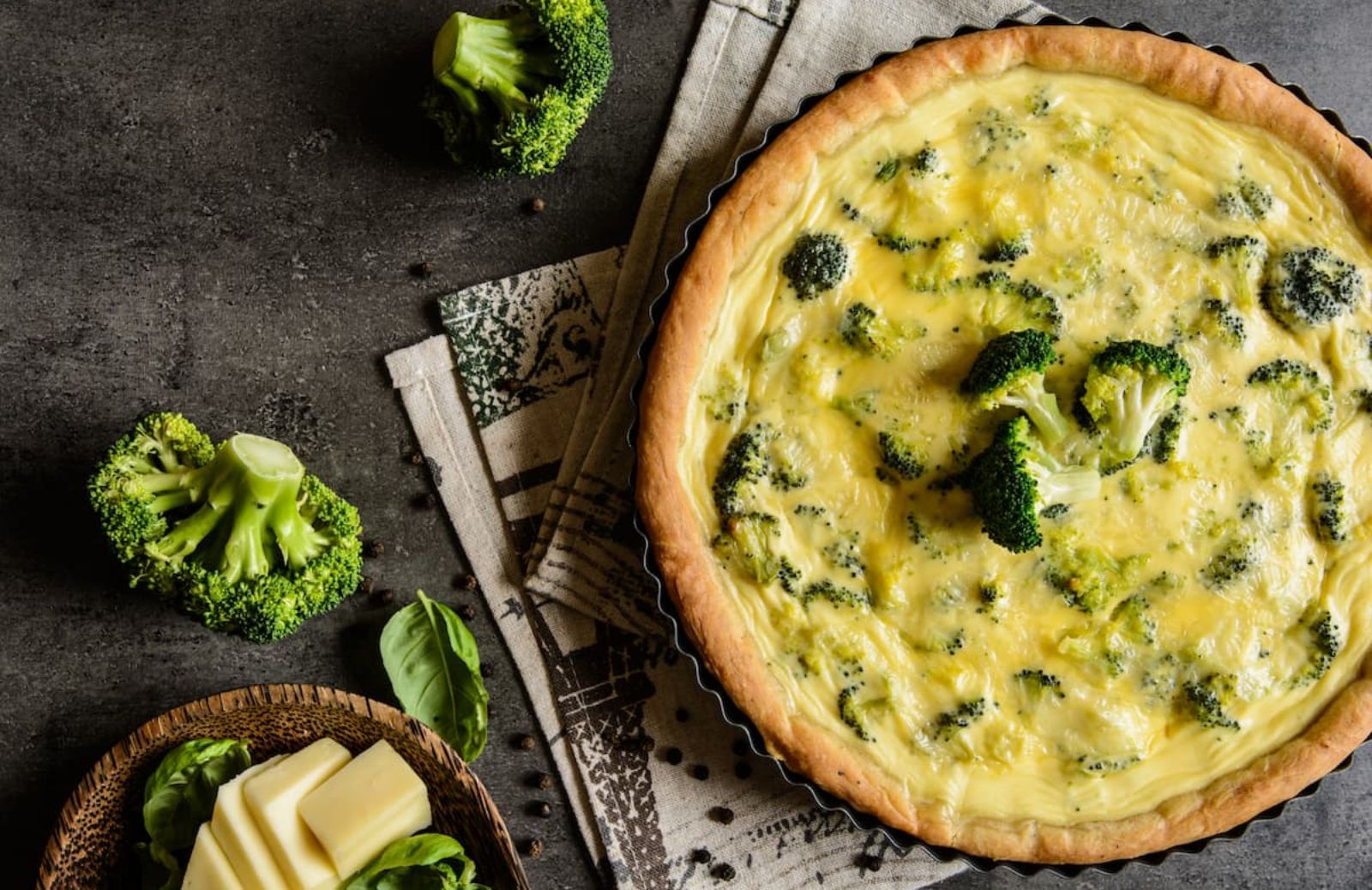 Come fare una quiche di pasta brisée ai broccoletti