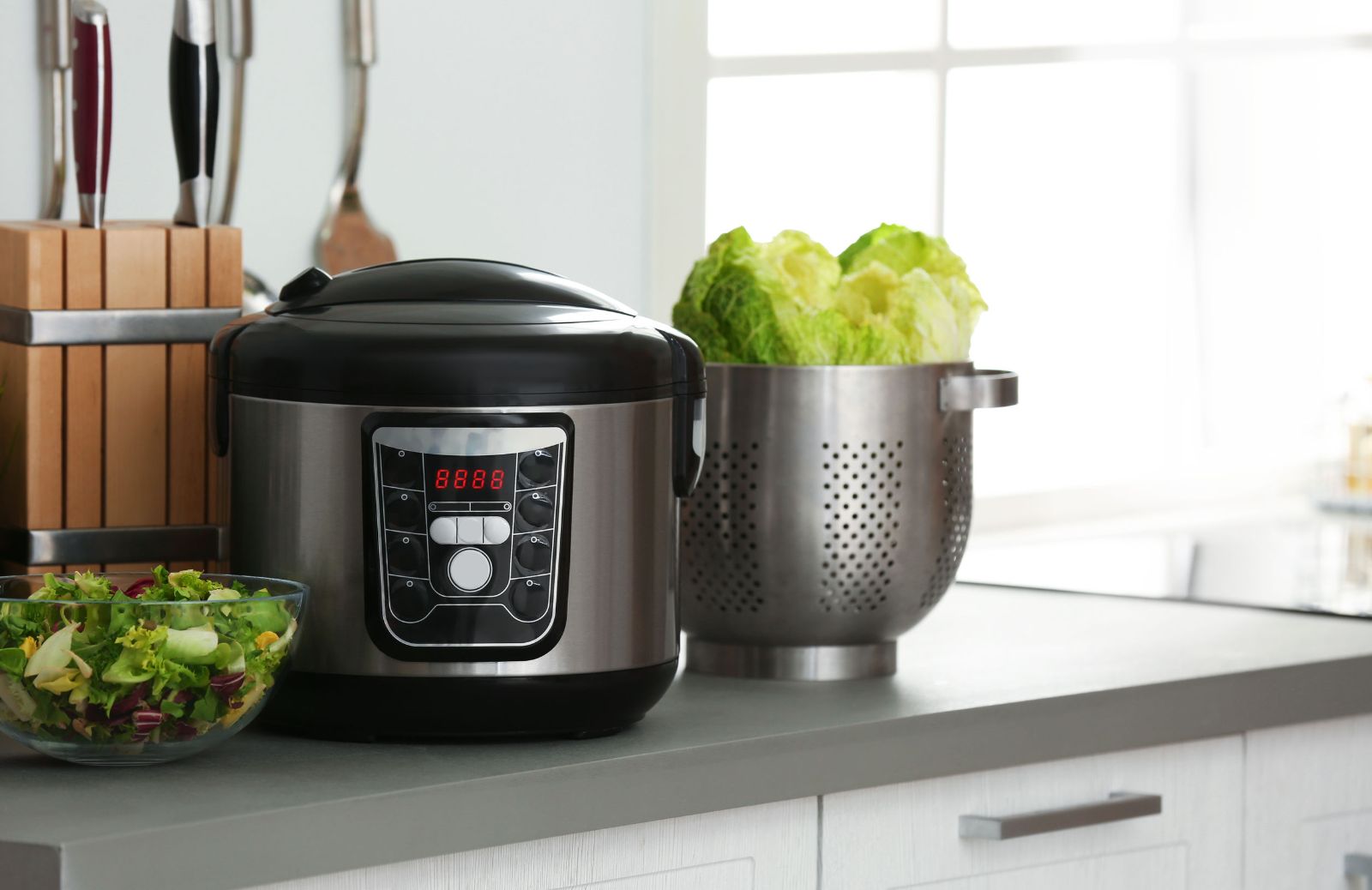 Instant pot: cos'è e come funziona la pentola a pressione elettrica