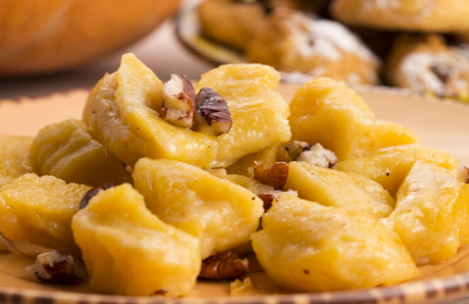 Come fare gli gnocchi di zucca alle noci pecan