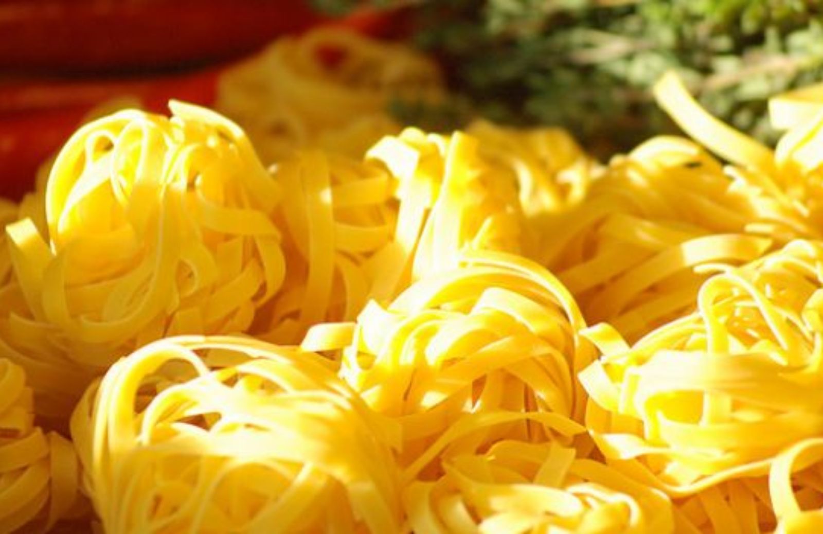 Come fare le tagliatelle bottarga e zucchine