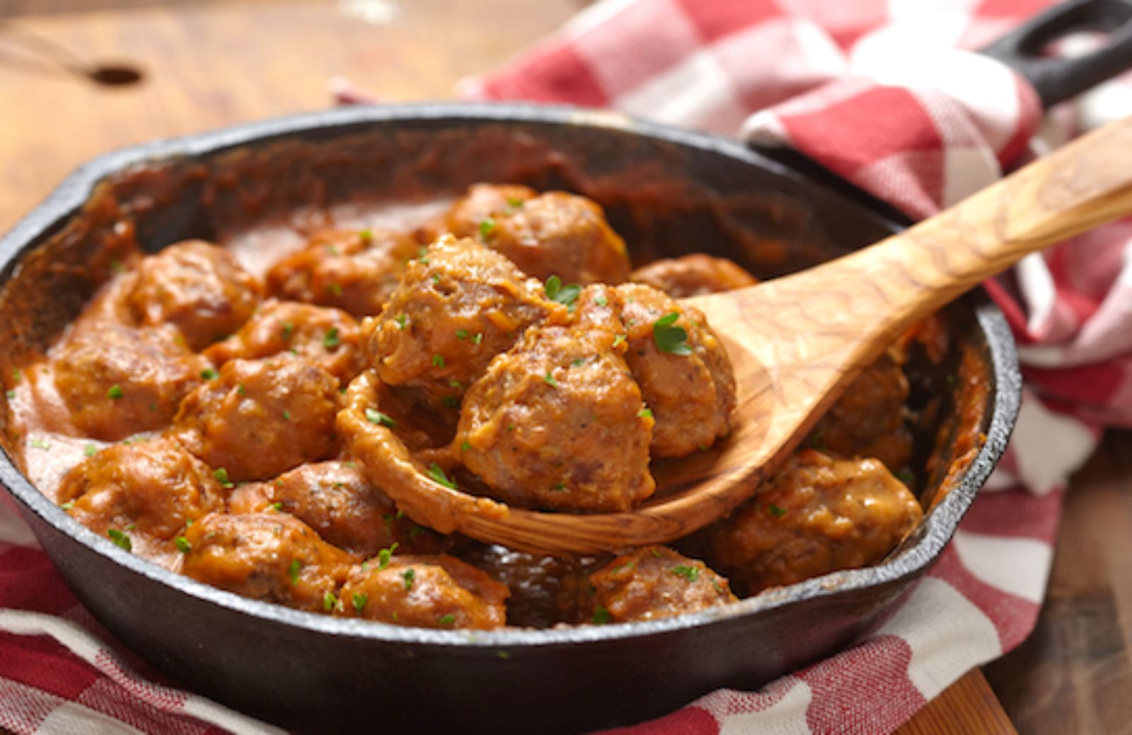 Come fare le polpette al sugo di pomodoro