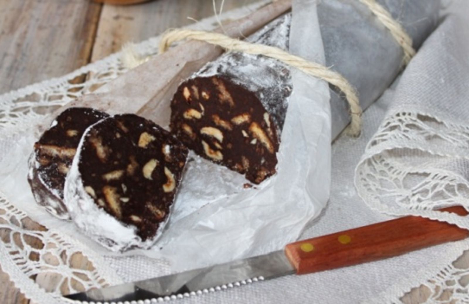 Dolci senza cottura: salame al cioccolato