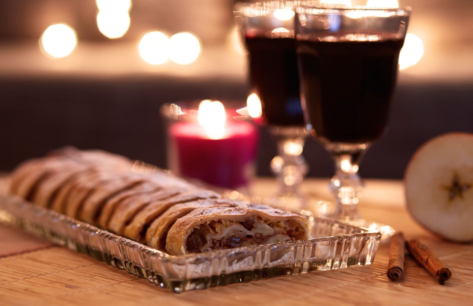 Regali di Natale in cucina: strudel fatto in casa con mele Marlene®