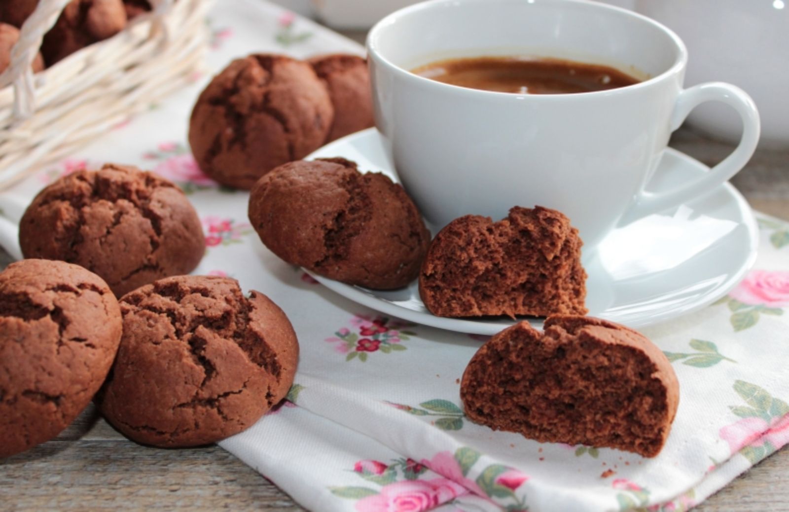 Ricette senza: biscotti al cioccolato senza burro e senza latte