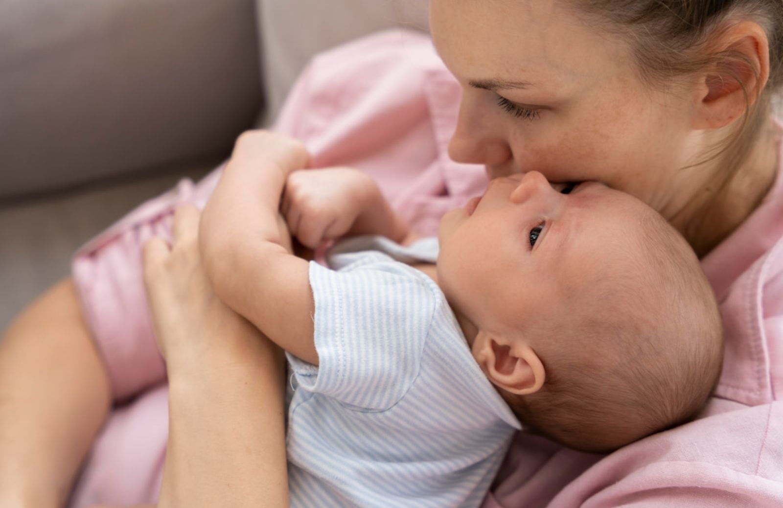 Tornare a casa dopo il parto: 5 consigli per le mamme