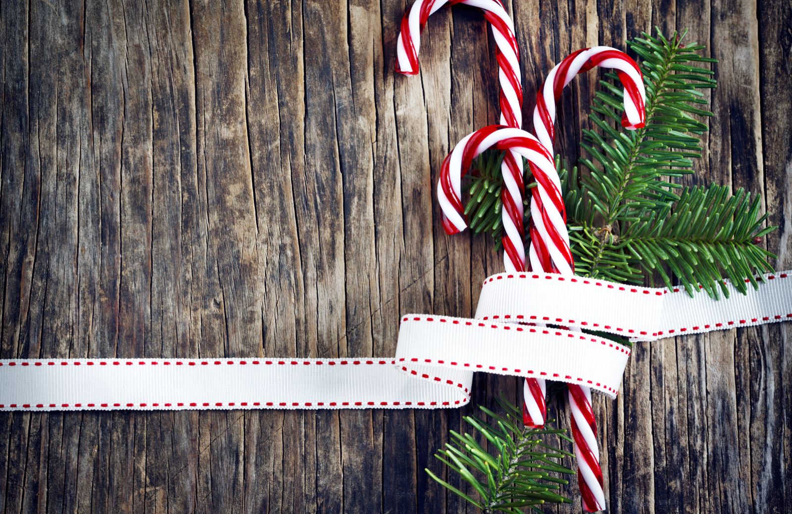 Come preparare i biscotti di Babbo Natale insieme ai bambini