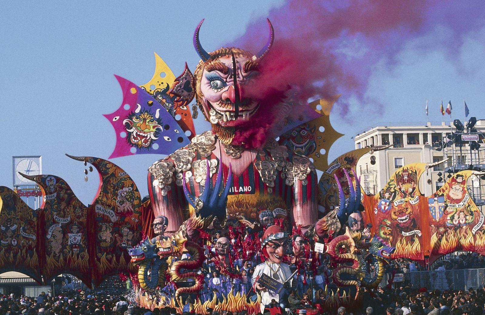 Il Carnevale è di casa a Viareggio!