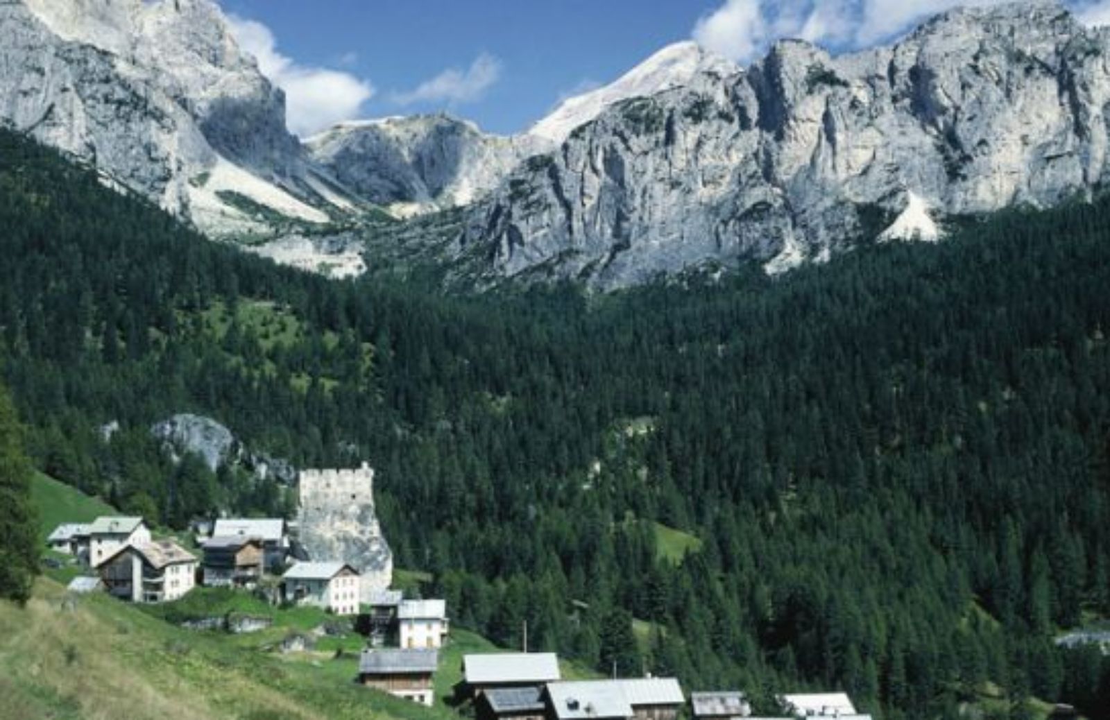 Sul tracciato della via del ferro