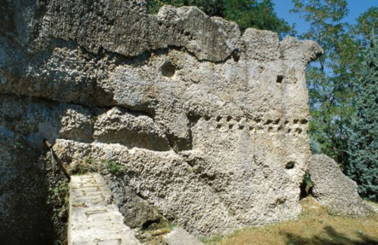 Sulle tracce dei Piceni