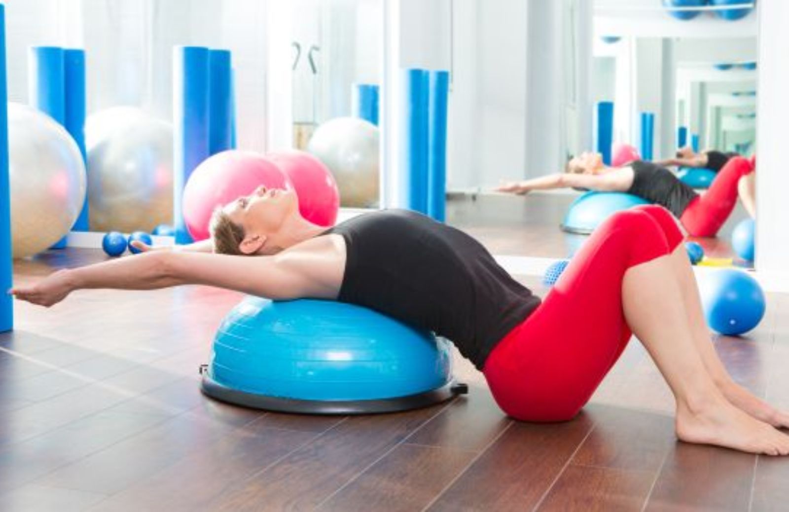 Come allenarsi con il Bosu: allenamento a circuito