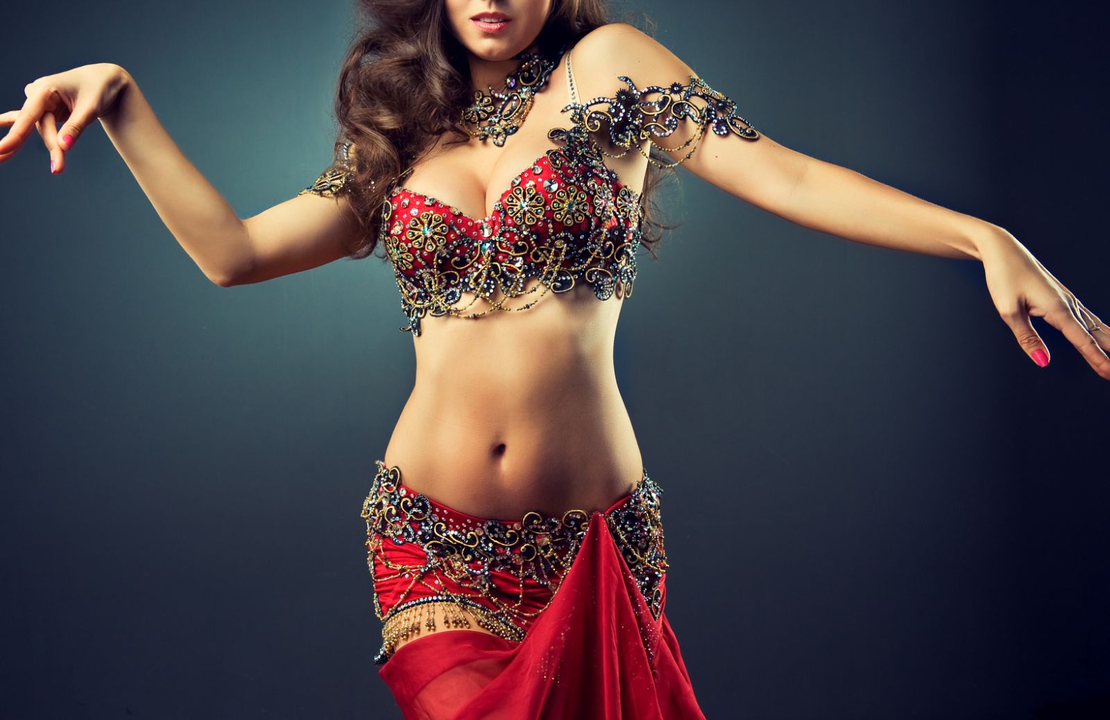 Come appiattire la pancia in 10 minuti con la belly dance