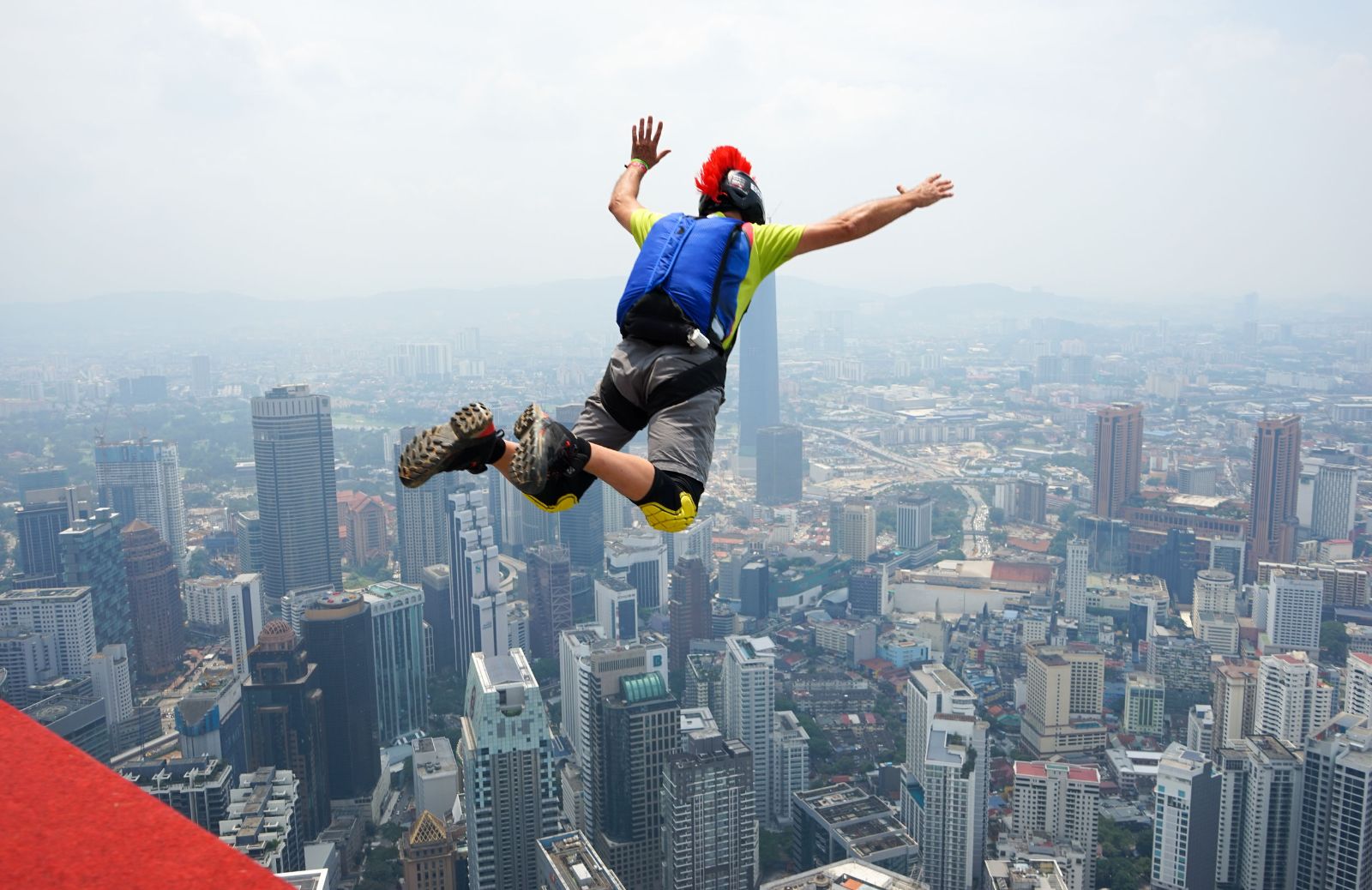 Base jumping: tutto quello che c'è da sapere