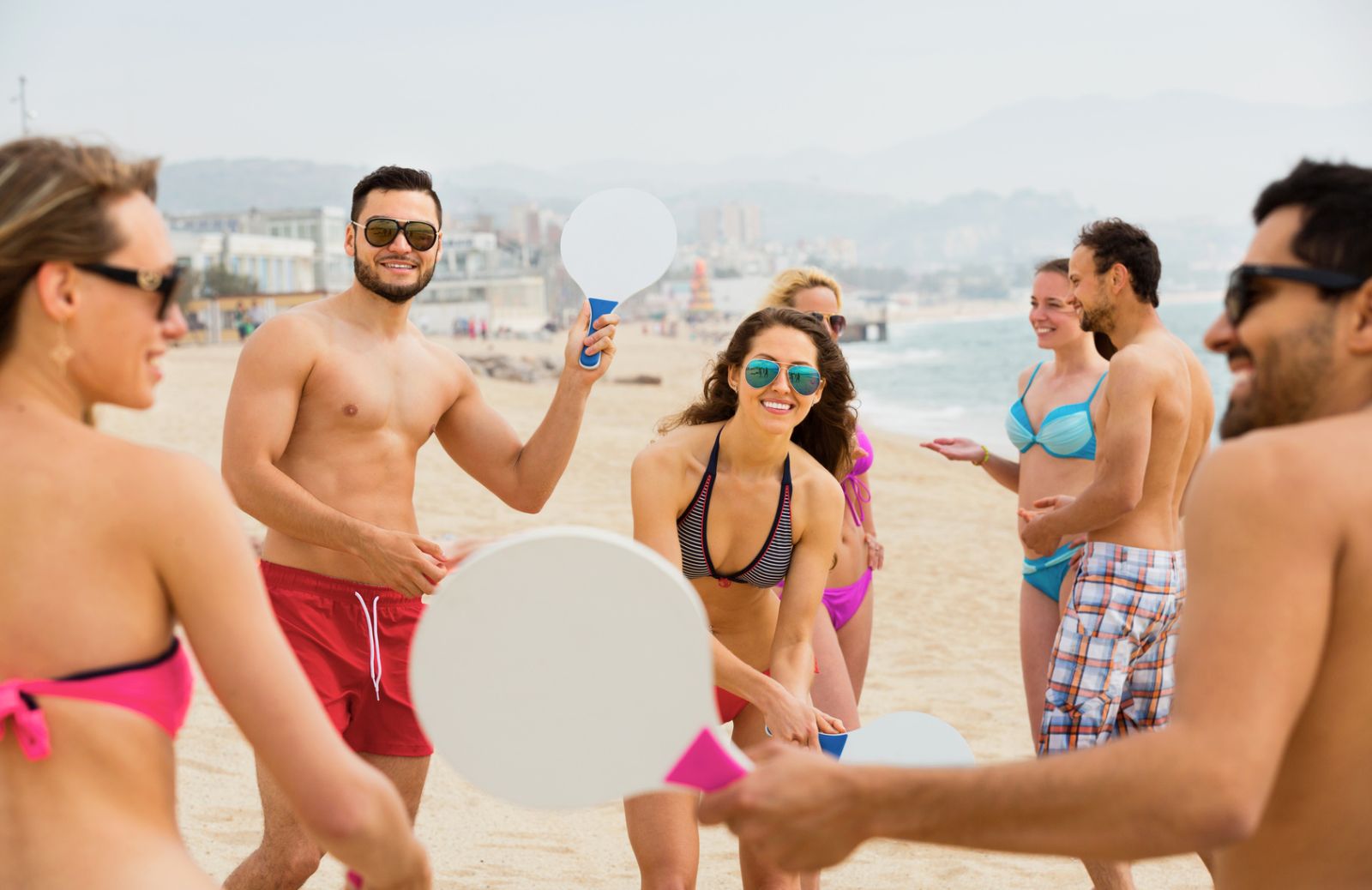 Come allenarsi in spiaggia con il beach tennis: la preparazione