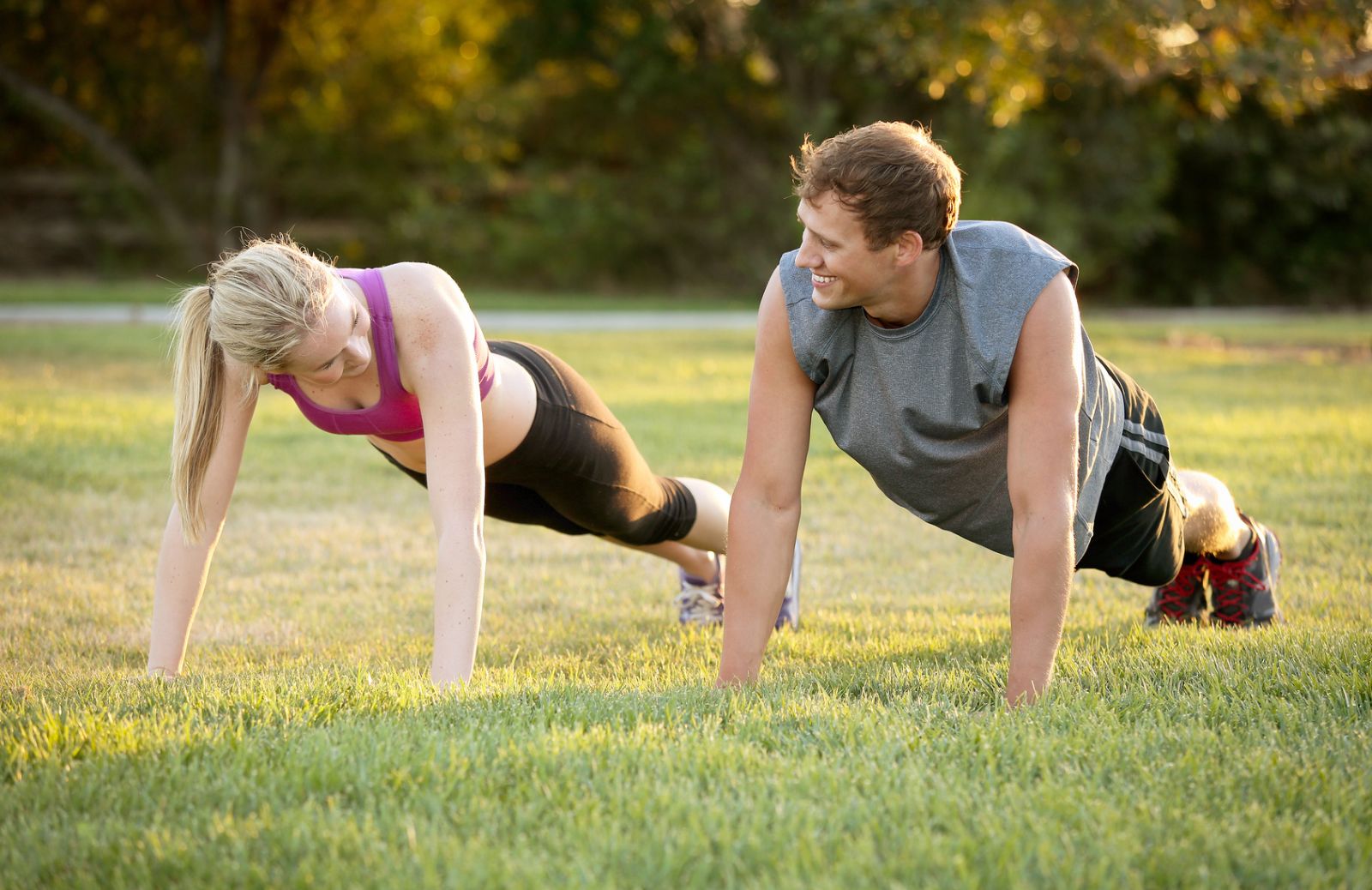 Last second - perdere peso per l’estate in 4 settimane: workout braccia spalle