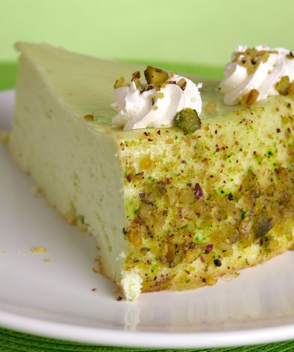 Il gusto del pistacchio in una cheesecake che diventa un trionfo di sapore!