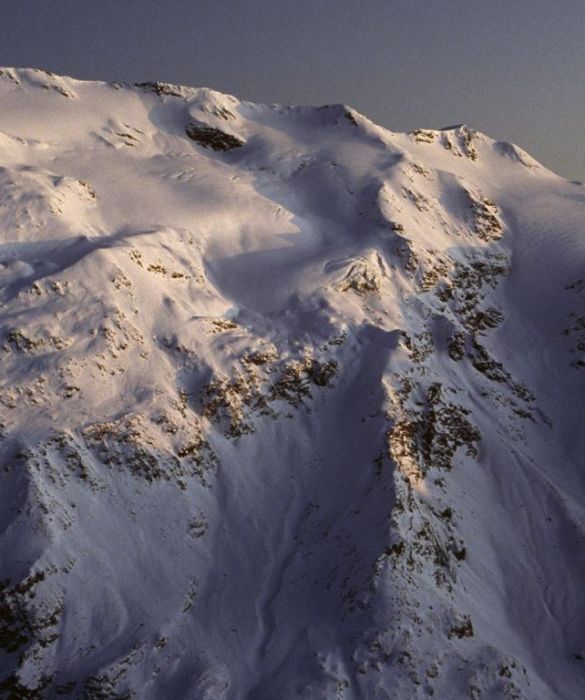 Nella provincia di Sondrio c'è il comune di Valfurva, uno delle località sciistiche del Parco dello Stelvio. Circondato dal massiccio dell'Ortles-Cevedale, offre la possibilità di percorrere 35 km di piste con un dislivello di più di 1000 metri.