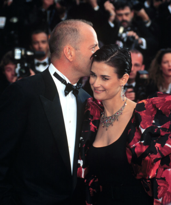 Sono le figlie di Bruce Willis e Demi Moore. Rumer significa zingara e Tallulah invece significa “cascata” nella lingua dei nativi americani. Per quanto riguarda Scout LaRue, i genitori hanno preso spunto dal nome di uno dei protagonisti del film “Il buio oltre la siepe”. Che altro aggiungere?