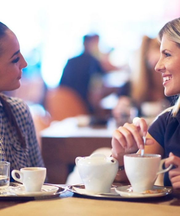 Fate sapere alla vostra famiglia e agli amici più stretti che seguite una dieta, chiedendo loro di non tentarvi con cibi fritti, dolci o ciò che il dietologo vi ha proibito. Non c'è nulla di male nel chiedere l'aiuto degli altri.