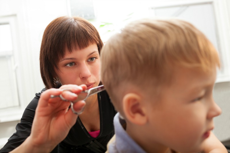 tagliare capelli bambino