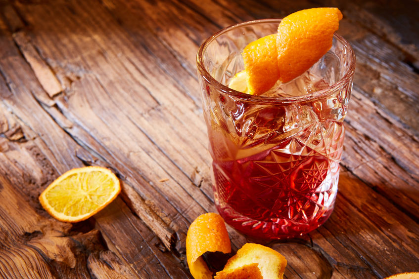 old fashioned cocktail