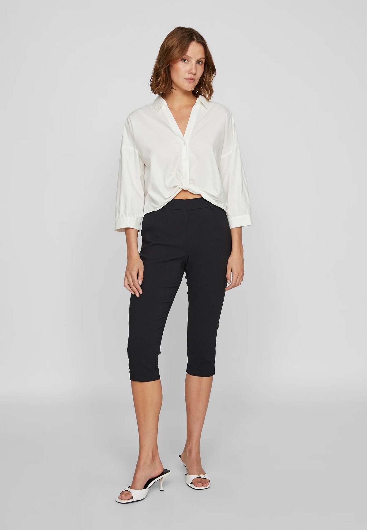 Pantaloni Capri
